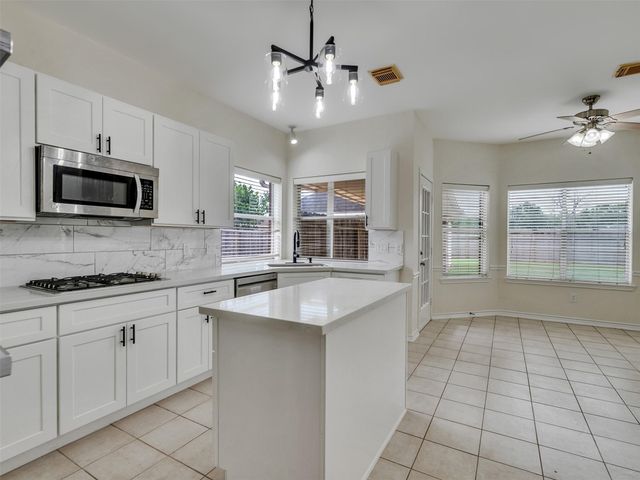 4510 Chestnut Meadow Drive, Sugar Land, TX 77479