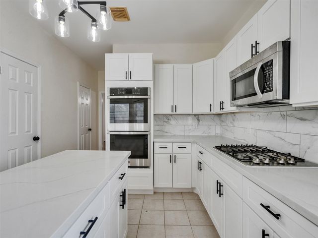 4510 Chestnut Meadow Drive, Sugar Land, TX 77479