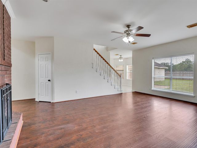 4510 Chestnut Meadow Drive, Sugar Land, TX 77479