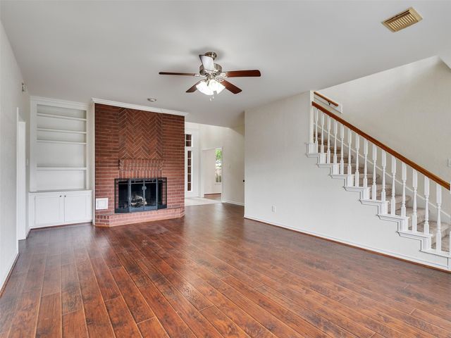 4510 Chestnut Meadow Drive, Sugar Land, TX 77479