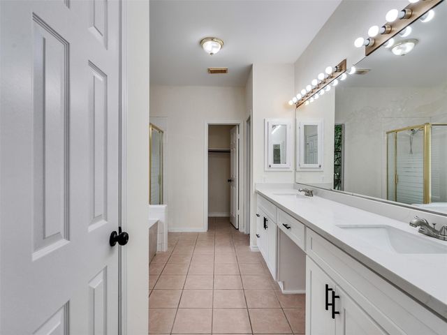 4510 Chestnut Meadow Drive, Sugar Land, TX 77479