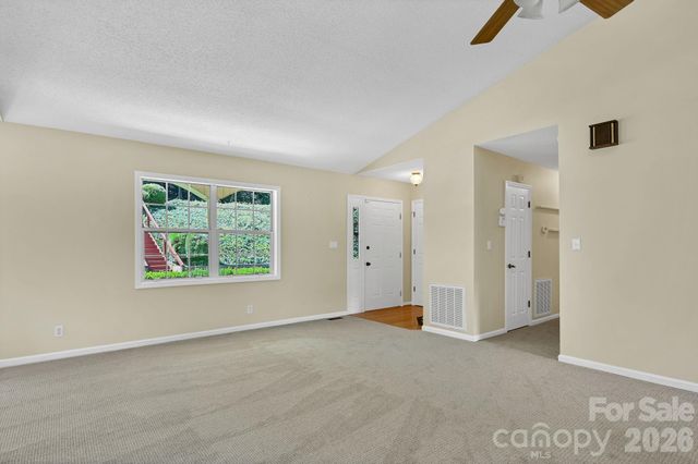 31 Surrey Run, Asheville, NC 28803