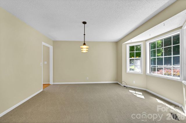 31 Surrey Run, Asheville, NC 28803