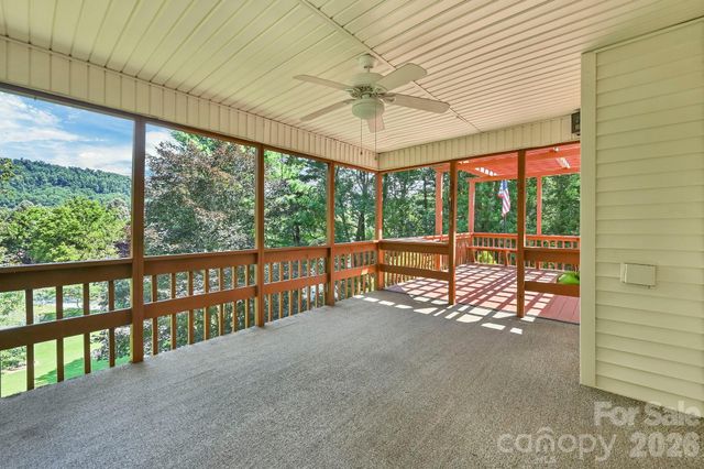 31 Surrey Run, Asheville, NC 28803