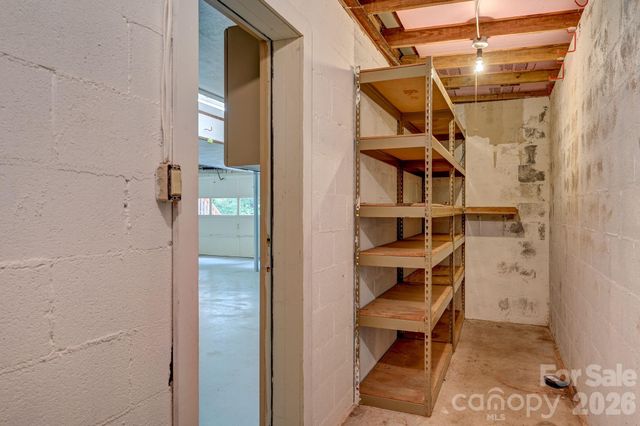 31 Surrey Run, Asheville, NC 28803