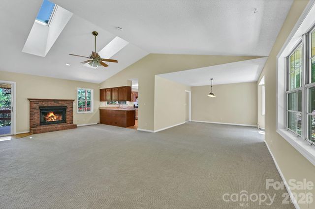 31 Surrey Run, Asheville, NC 28803