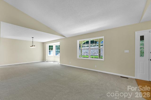 31 Surrey Run, Asheville, NC 28803
