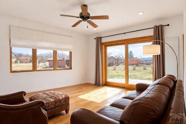 310 E Francisco St, La Veta, CO 81055