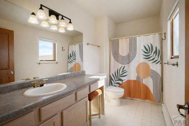 310 E Francisco St, La Veta, CO 81055