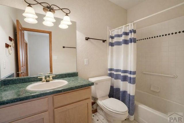 310 E Francisco St, La Veta, CO 81055