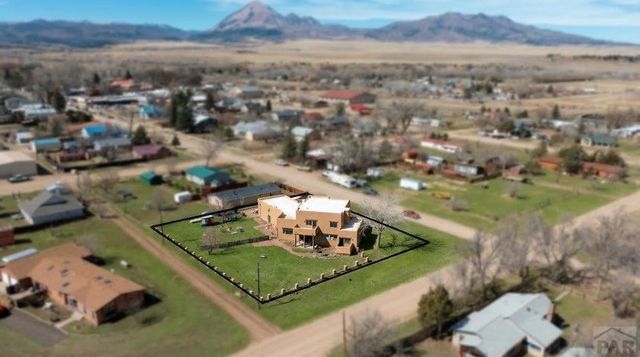 310 E Francisco St, La Veta, CO 81055