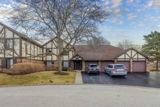 1025 Cottonwood Court 2AR, Wheeling, IL 60090