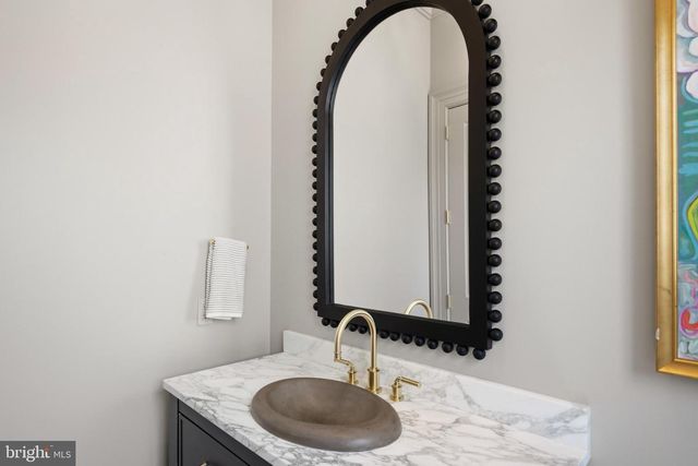 3022 44TH PL NW, Washington, DC 20016