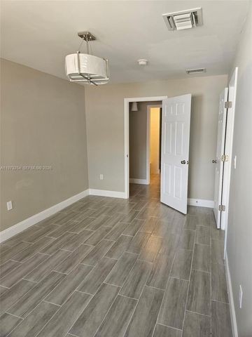 3906 NW 207th St Rd 3906, Miami Gardens, FL 33055