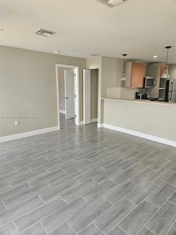 3906 NW 207th St Rd 3906, Miami Gardens, FL 33055