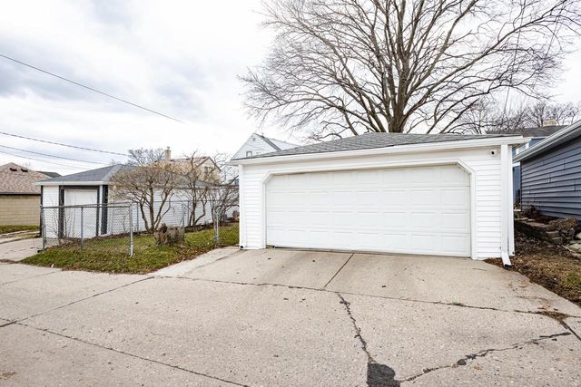 3646 S 14th STREET, Milwaukee, WI 53221