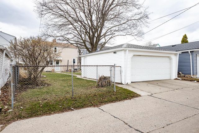 3646 S 14th STREET, Milwaukee, WI 53221
