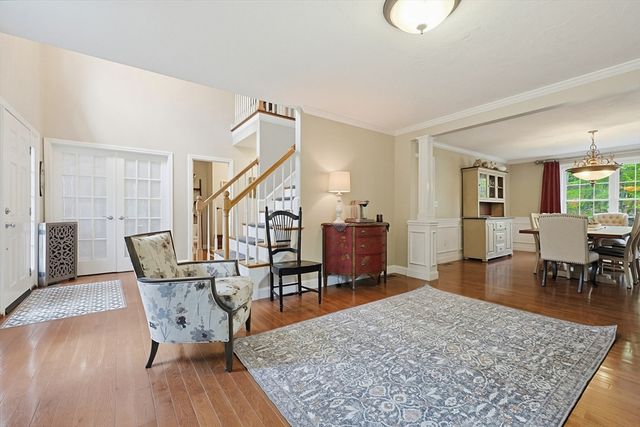 42 Shining Rock Dr, Northbridge, MA 01534