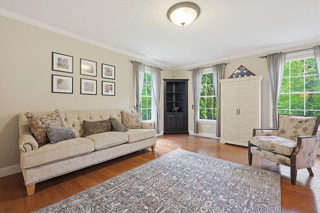 42 Shining Rock Dr, Northbridge, MA 01534