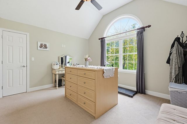 42 Shining Rock Dr, Northbridge, MA 01534