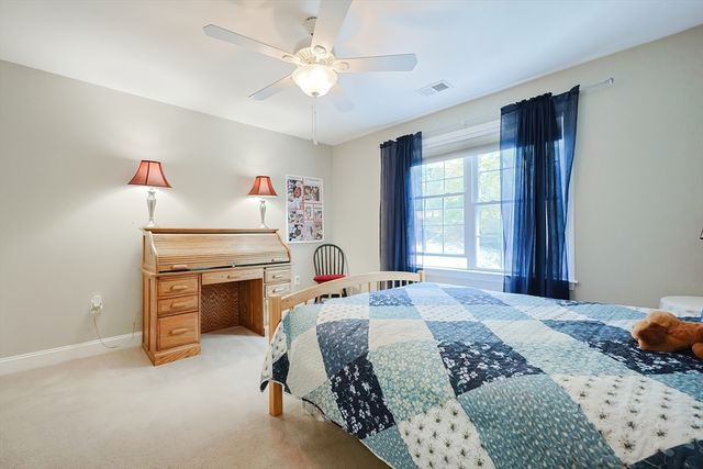42 Shining Rock Dr, Northbridge, MA 01534