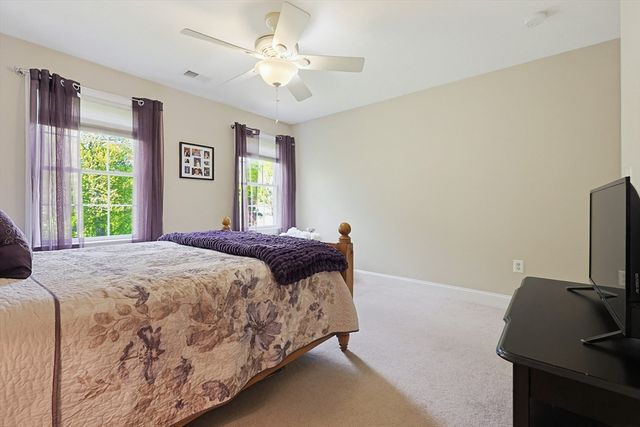 42 Shining Rock Dr, Northbridge, MA 01534