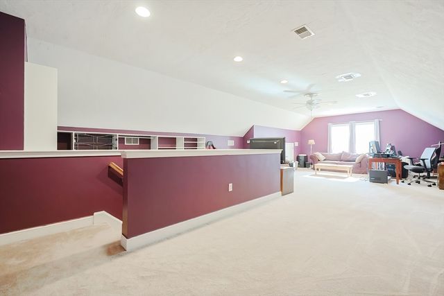 42 Shining Rock Dr, Northbridge, MA 01534