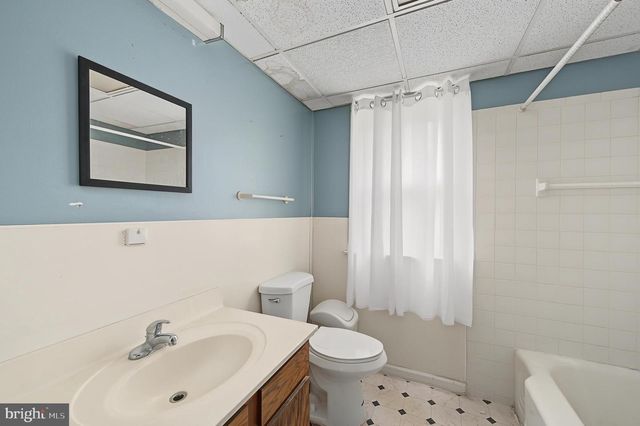 470 SHERIDAN AVE, Vineland, NJ 08360