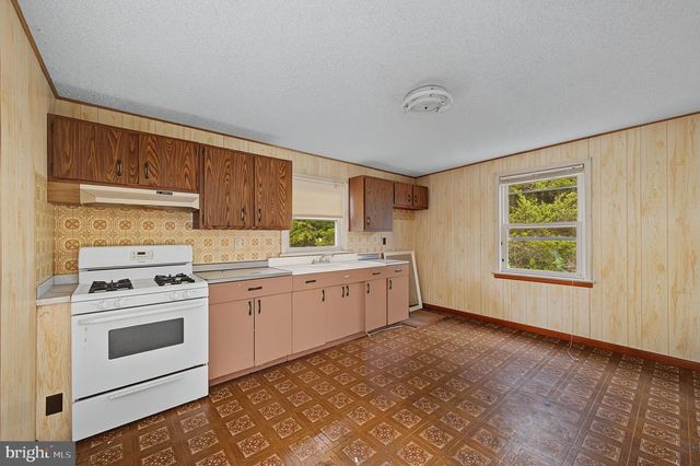 470 SHERIDAN AVE, Vineland, NJ 08360