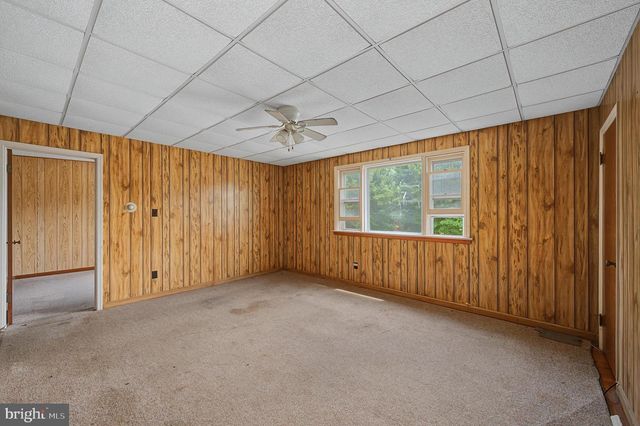 470 SHERIDAN AVE, Vineland, NJ 08360