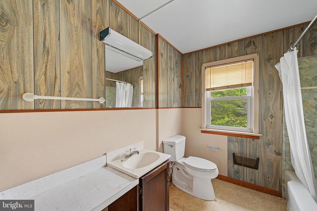 470 SHERIDAN AVE, Vineland, NJ 08360