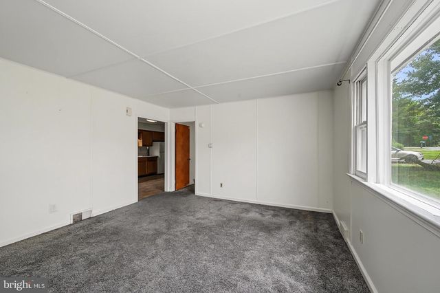 470 SHERIDAN AVE, Vineland, NJ 08360