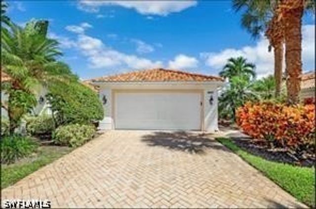 3687 El Segundo CT, Naples, FL 34109