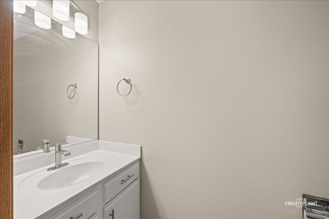 2477 Smithfield Court, Aurora, IL 60503