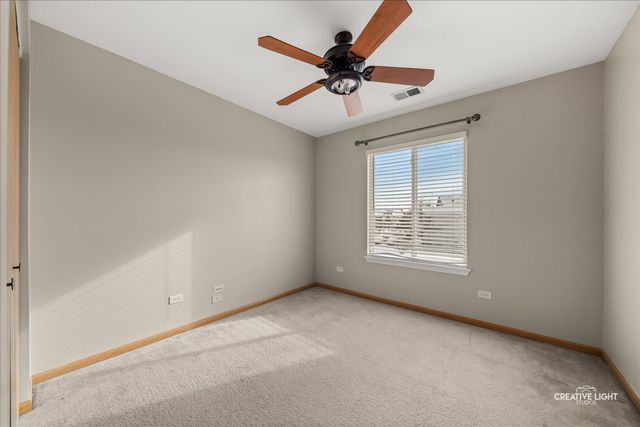 2477 Smithfield Court, Aurora, IL 60503