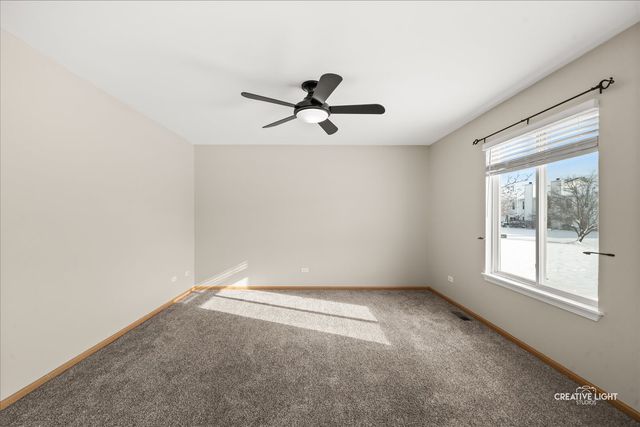 2477 Smithfield Court, Aurora, IL 60503