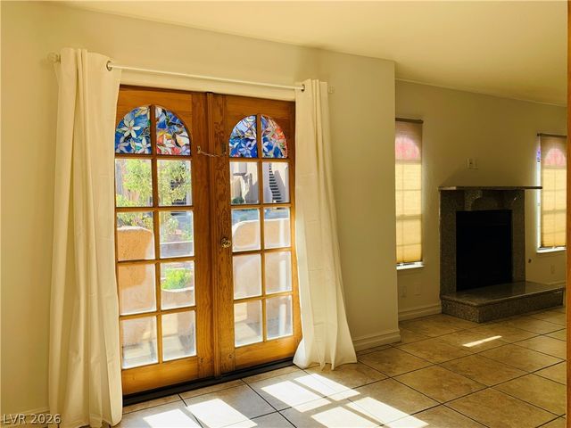 4069 Nook Way B, Las Vegas, NV 89103