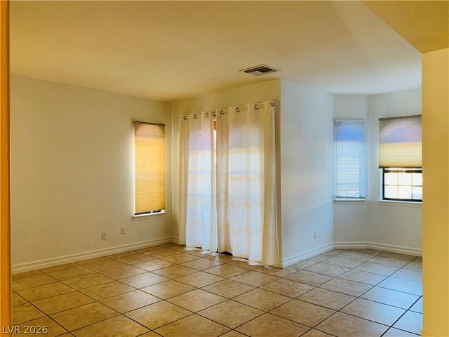 4069 Nook Way B, Las Vegas, NV 89103