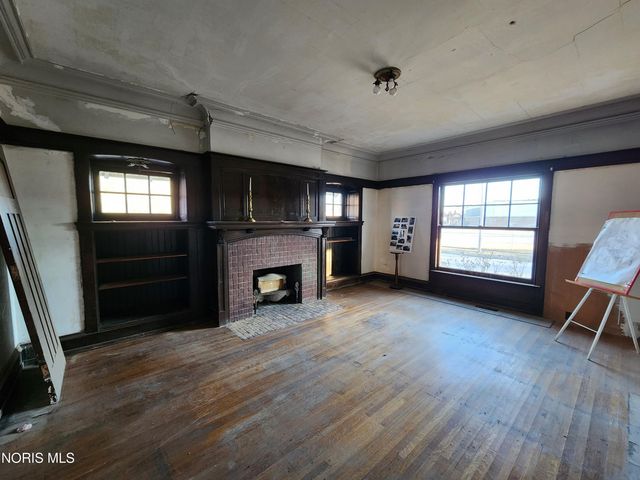 424 Winthrop Street, Toledo, OH 43620