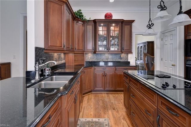 109 Wolf CRK, Williamsburg, VA 23188