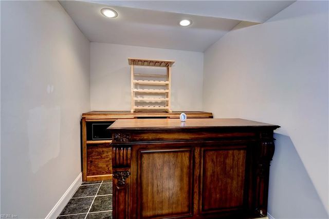 109 Wolf CRK, Williamsburg, VA 23188