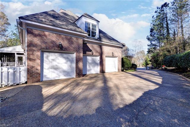 109 Wolf CRK, Williamsburg, VA 23188