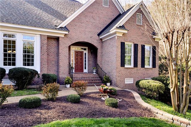 109 Wolf CRK, Williamsburg, VA 23188