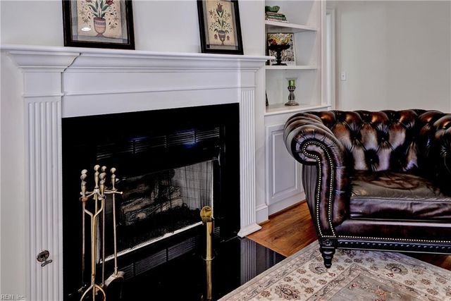 109 Wolf CRK, Williamsburg, VA 23188