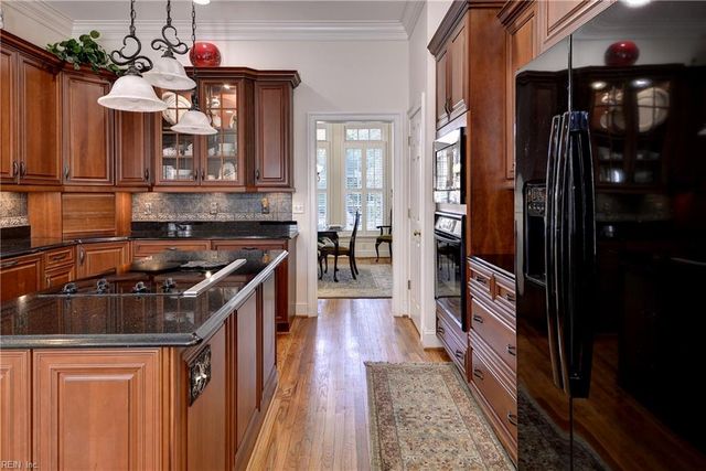 109 Wolf CRK, Williamsburg, VA 23188