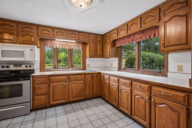 16425 Petersburg Street NE, Ham Lake, MN 55304