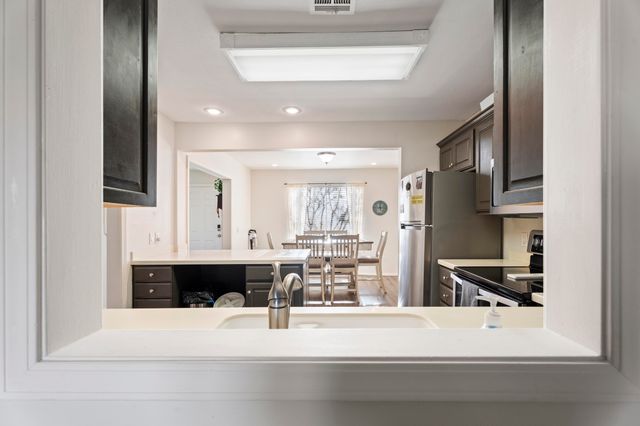 31990 S 624 Place B3, Grove, OK 74344