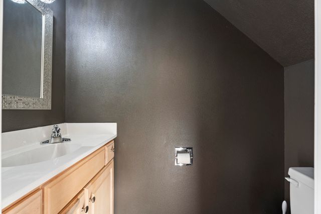 31990 S 624 Place B3, Grove, OK 74344