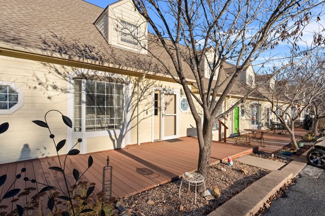 31990 S 624 Place B3, Grove, OK 74344