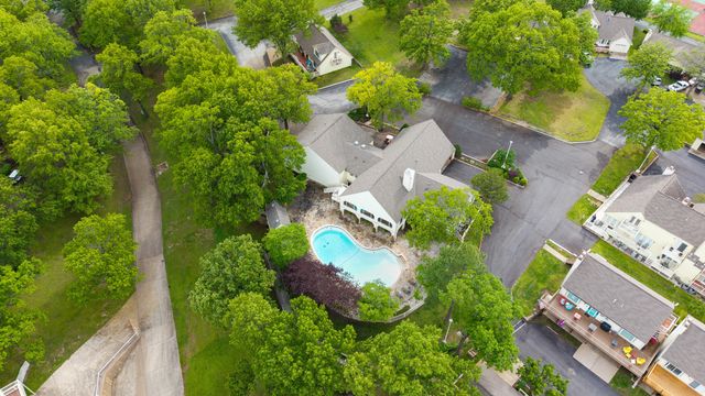 31990 S 624 Place B3, Grove, OK 74344